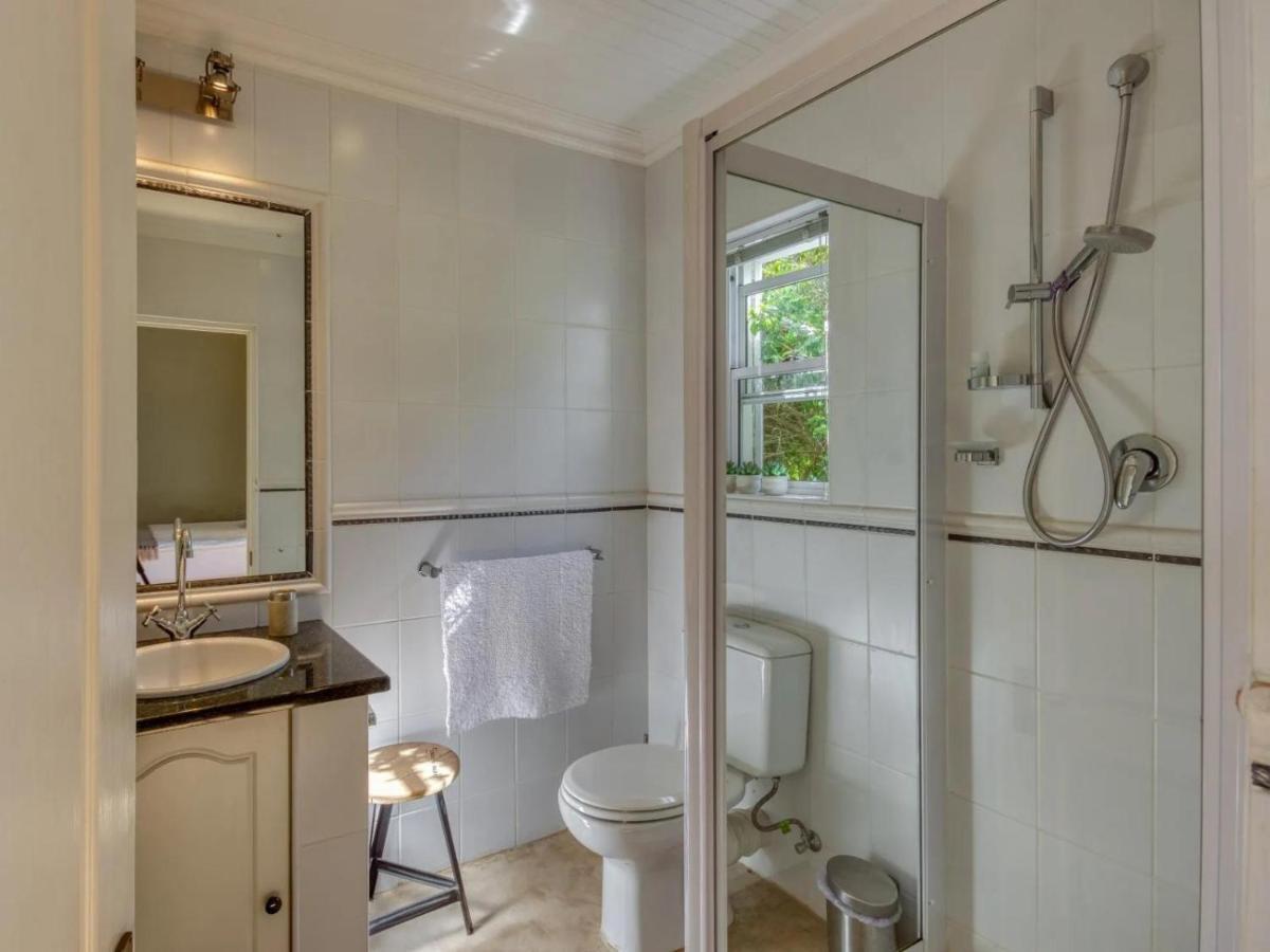 Explorer Guesthouse Somerset West Bilik gambar